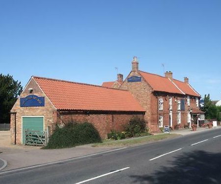 The Lord Nelson Inn Newark-on-Trent  Exterior photo
