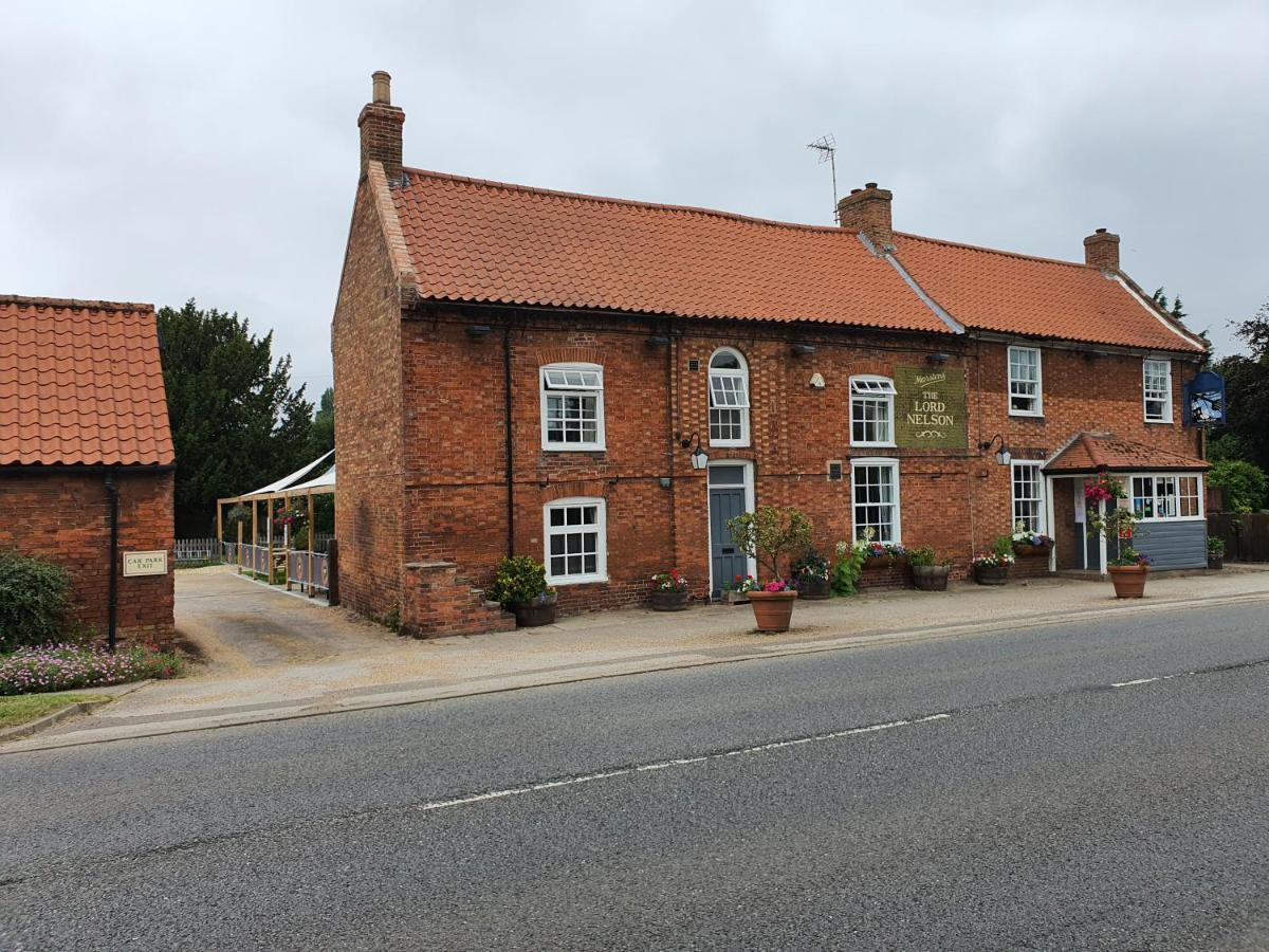 The Lord Nelson Inn Newark-on-Trent  Exterior photo