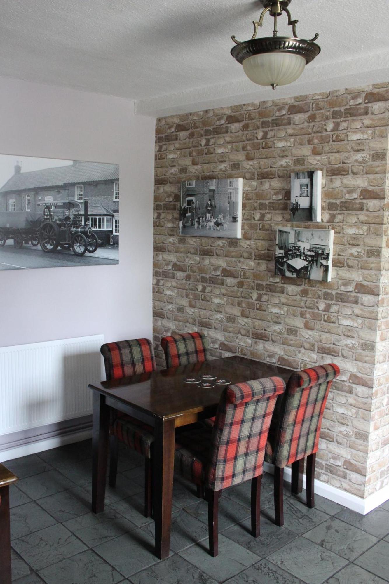 The Lord Nelson Inn Newark-on-Trent  Exterior photo